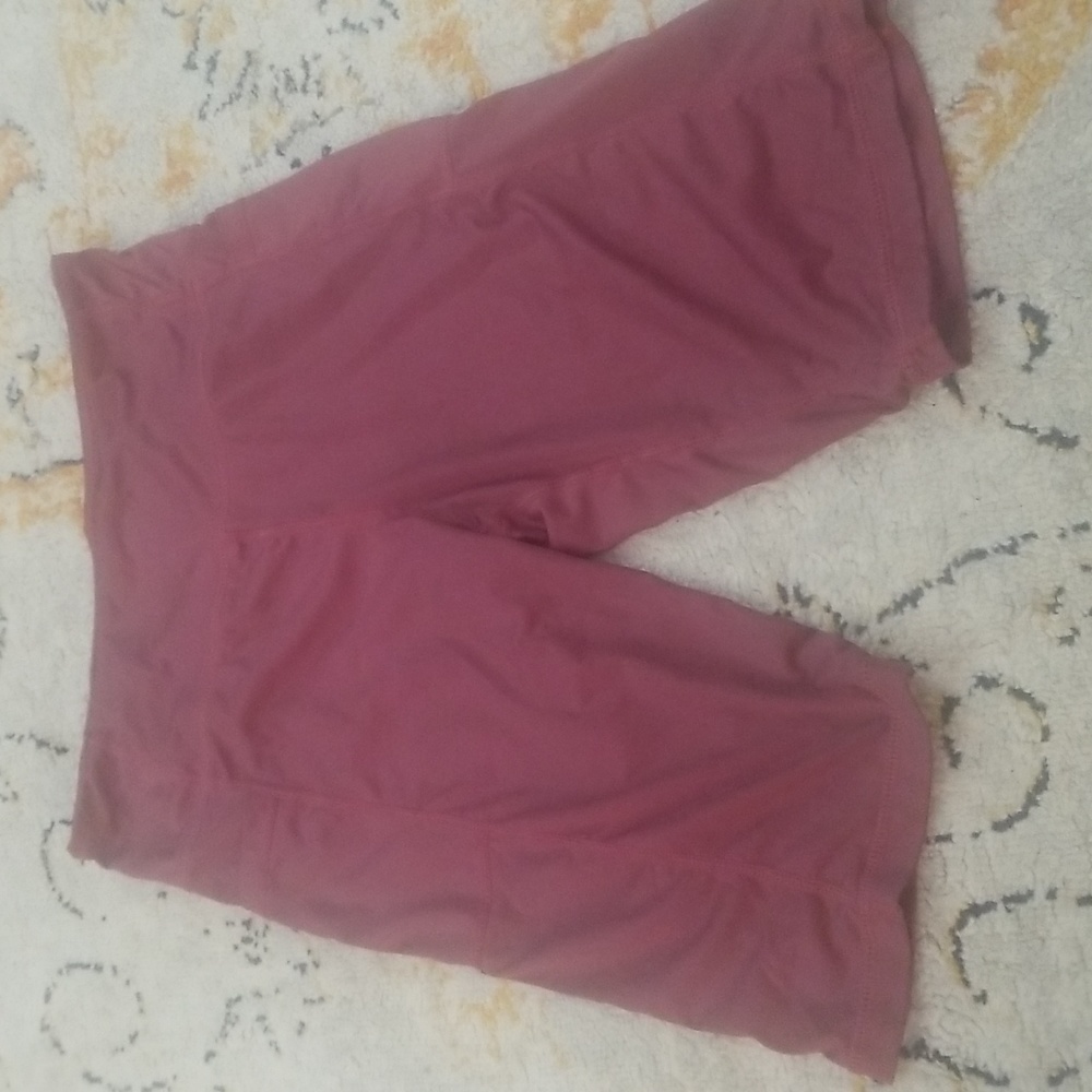 Shorts - Picture 3 of 4